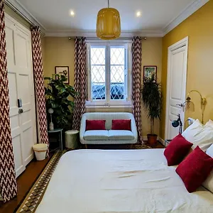 unique-premium-suite-with-sunset-terrace-in-born-neighborhood.catalonia-hotels.com/